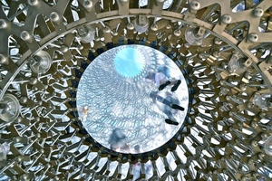 vetro, piedi, expo, trasparente, milano, metallo, cerchio, cupola, persone, cerchi, passanti, scarpe, trasparenza, padiglione, alveare