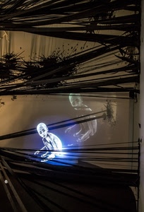 bambino, expo, luce, padiglione, linee, milano, bimbo, proiezione, azzurro, riflesso