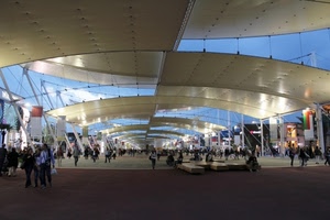 expo, persone, milano, decumano, tende, galleria, viale, luci