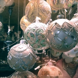 natale, palle, argento, decorazioni, fili, appese, albero, rosa, addobbi