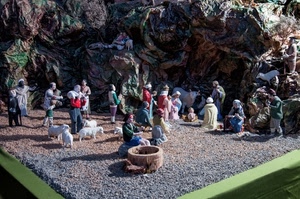 presepe, pecore, pastori, grotta, pecorelle, pozzo, natale, natività, statuine, statuette, statue, personaggi