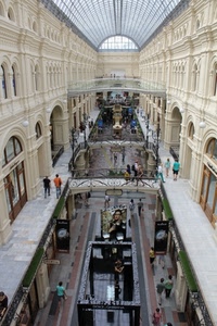 galleria, persone, ponti, archi, passanti, finestre, negozi, passerelle, gente, porte, tetto, stazione