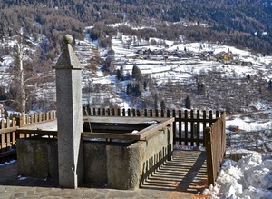 neve, lavatoio, fontana, inverno, staccionata, montagna, alberi, legno, acqua, panorama, bianco, ombra, steccato, paese, colonna, veduta