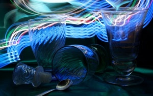 bicchieri, vetro, cucchiaino, tappo, luci, curve, tre, bicchiere, blu, azzurro