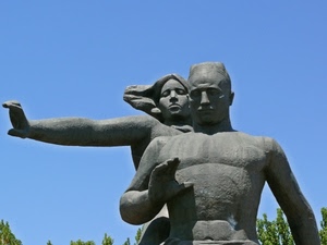 donna, uomo, statue, braccia, cielo, monumento, statua, due, mani, azzurro, sculture, alberi