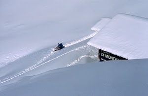 neve, bianco, inverno, montagna, motoslitta, tetto, persone, rifugio, baita, slitta