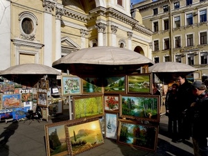 quadri, ombrelloni, finestre, persone, piazza, mercato, chiesa, esposizione, dipinti, passanti, cornici, colonne