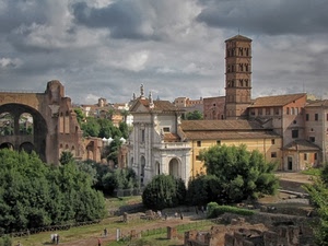 nuvole, alberi, chiesa, cielo, campanile, verde, città, panorama, rovine, ruderi, torre, finestre, arco, scorcio, case, archi, sito, statue, archeologia, antichità