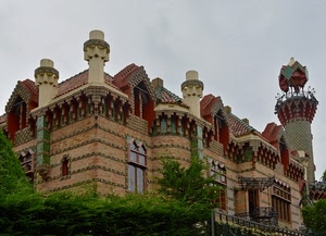 finestre, tetto, palazzo, castello, torri, architettura, torre, cielo, piante, verde, casa, alberi, abbaini, decorazioni, mattoni, edificio, villa