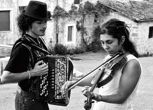 fisarmonica, violino, musicisti, cappello, bianconero, musica, suonatori, coppia