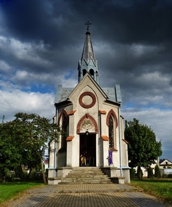 chiesa, alberi, nuvole, campanile, croce, portone, scale, gradini, portale, cielo, guglia