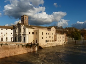 chiesa, fiume, nuvole, acqua, campanile, alberi, borgo, roma, cielo