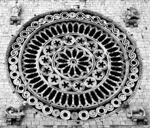 rosone, cerchi, statue, chiesa, bianconero, cerchio, facciata, mattoni, leoni, dettaglio, santo, simboli, evangelisti, quattro, colonnine