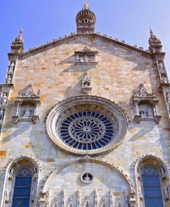 rosone, chiesa, facciata, statue, finestre, archi, cerchio, pinnacoli, duomo, nicchie, colonne