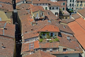 tetti, comignoli, finestre, tegole, case, persone, piante, terrazze, strada, terrazzi, terrazzo, vie, coppi, balconi