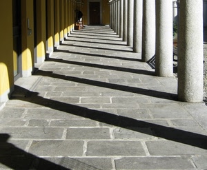 colonne, portico, ombre, porte, ombra, giallo, prospettiva, pavimentazione, porticato, portone, colonnato, porta