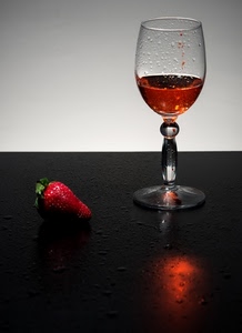 bicchiere, fragola, rosso, gocce, calice, vetro, vino, tavolo