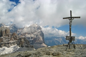 nuvole, montagne, cielo, croce, crocifisso, montagna, neve, rocce, bianco, roccia, cristo, vetta, cima, crocefisso, ferro, azzurro, gesù