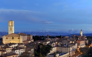 chiesa, case, nuvole, cielo, campanili, panorama, campanile, città, azzurro, finestre, alberi, montagne, strade, chiese, verde, tetti, palazzi, torre, edifici, blu, paesaggio