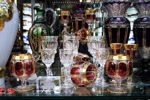 bicchieri, vetro, rosso, cristallo, vasi, oro, verde, vetrina, calici, dorato, brocche, bianco, colori, cristalli, trasparente, bottiglie, brocca