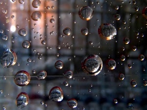 gocce, riflessi, vetro, acqua, riflesso, sfere, sbarre, grigio, cerchi, trasparenza, bolle, trasparenze, piccole, grandi, inferriata