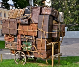 carretto, ruota, legno, valigie, prato, verde, ruote, corda, alberi, erba, corde, carro, marrone, casse, bauli, catasta, finestre, fune, bagaglio, strada, raggi