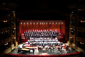 teatro, luci, coro, rosso, palco, palcoscenico, strumenti, orchestra, pianoforti, fiori, musicisti, coristi, pianoforte, persone, auditorium, palchi, cantanti, bianco, spettacolo