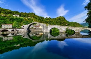 fiume, ponte, cielo, alberi, nuvole, archi, riflessi, acqua, case, riflesso, verde, azzurro, cerchio, arcate