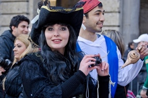 donna, cappello, maschera, lampada, sorriso, occhi, aladino, uomo, persone, fotografo, carnevale, nero, fotocamera, fotografa, maschere