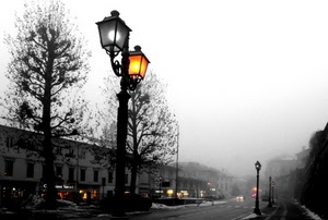 strada, nebbia, lampioni, alberi, luci, case, inverno, neve, automobili, fari, lampione, finestre, accesi